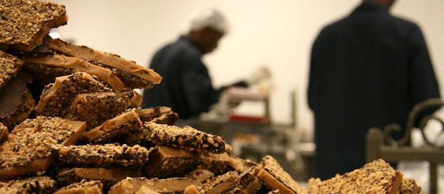 Making Toffee Making Toffee